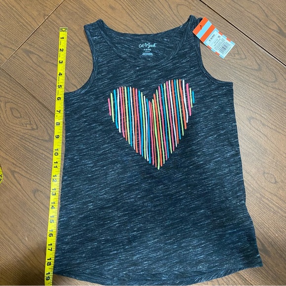 NWT Cat and Jack S/6/6X tank top w heart design. - Picture 2 of 8